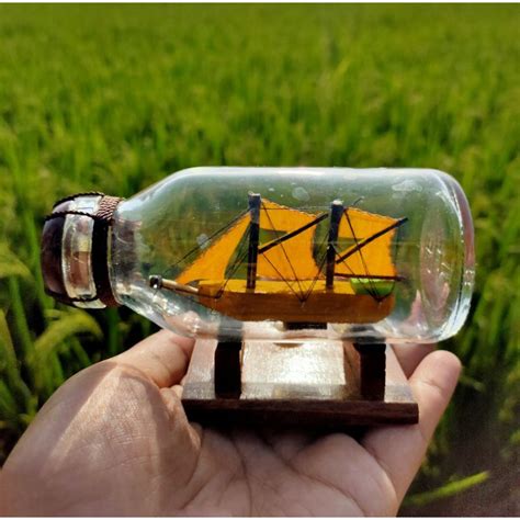 Cara Membuat Miniatur Kapal di Dalam Botol dengan Mudah